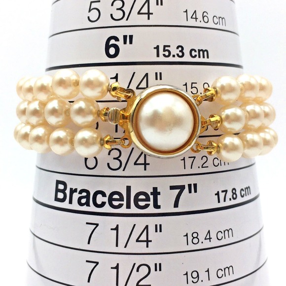 Vintage Glass Pearl Hand Knotted Multi-Strand Bracelet Faux Mabe Pearl Box Clasp - Picture 6 of 7